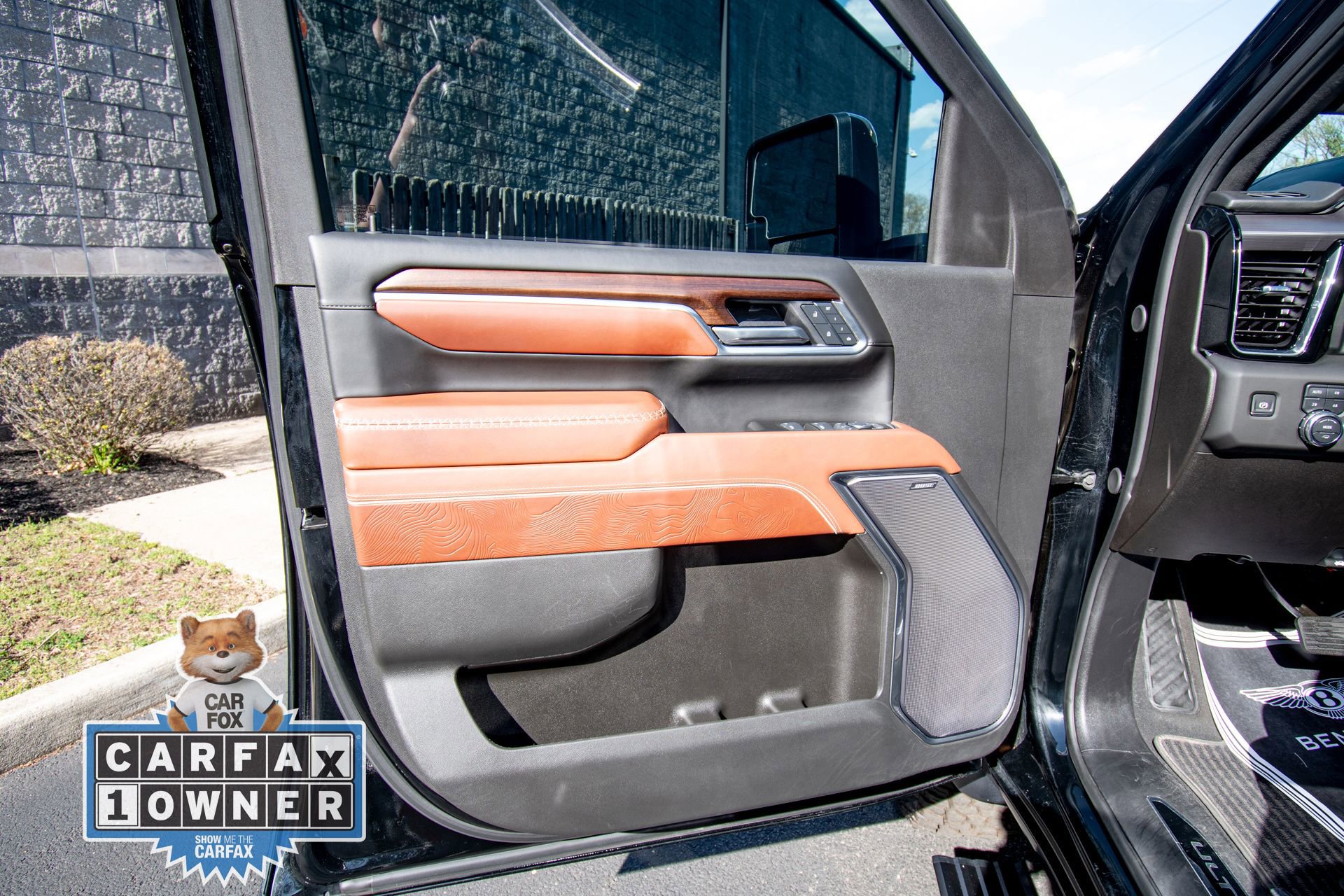 Used 2025 GMC Sierra 2500 Denali Ultimate AWD/4WD image 25