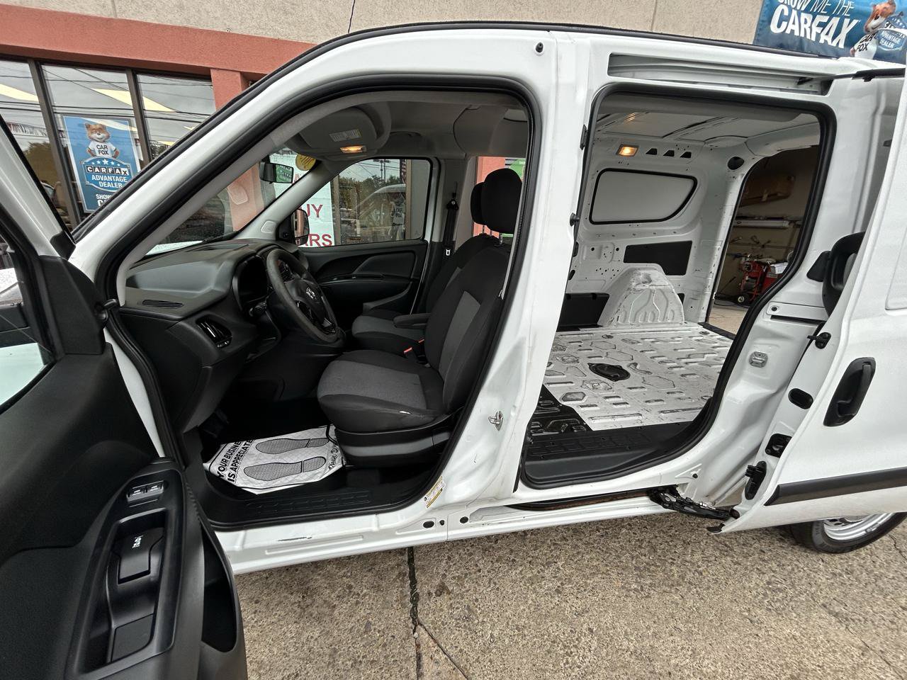 Used 2015 RAM ProMaster City Tradesman FWD image 14