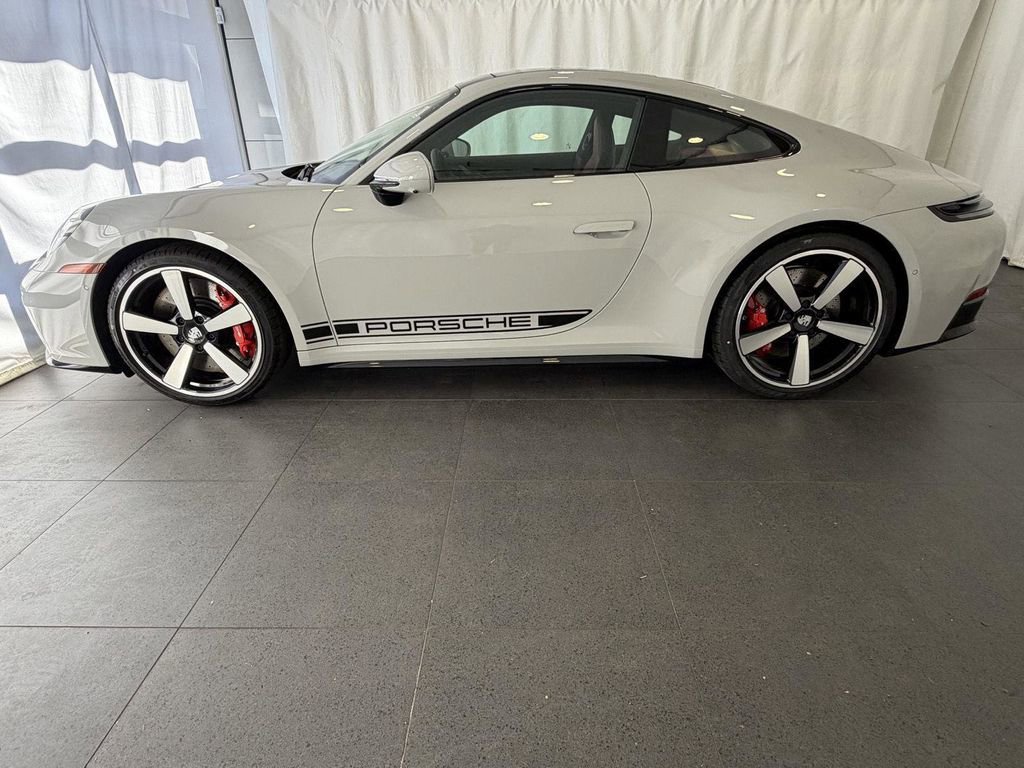 New 2026 Porsche 911 Carrera 4S AWD/4WD image 2