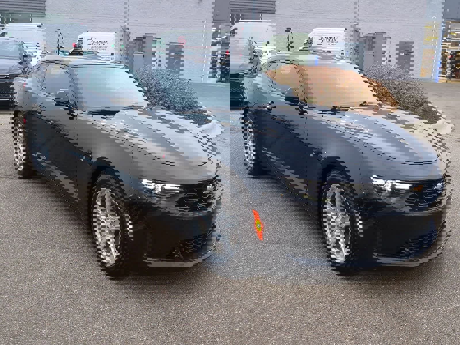 Used 2022 Chevrolet Camaro LT image 2