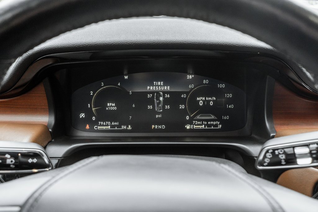 Used 2021 Lincoln Aviator Reserve w/ Equipment Group 202A image 15