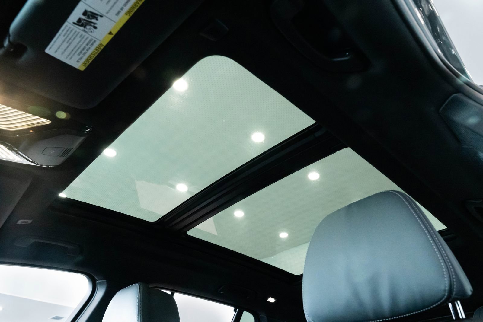 Used 2023 BMW X5 M50i w/ Executive Package image 17