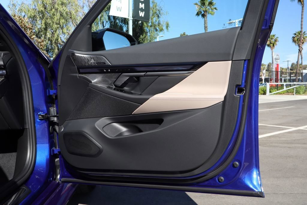New 2026 BMW M5 AWD/4WD image 43