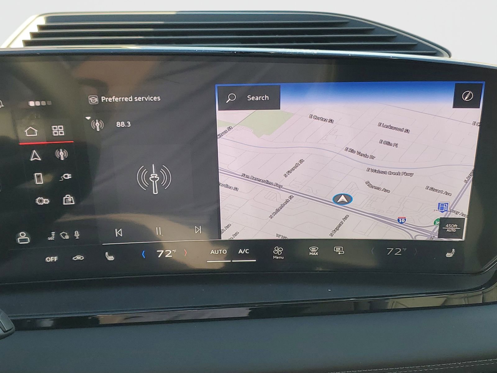 New 2025 Audi Q6 e-tron Premium image 27