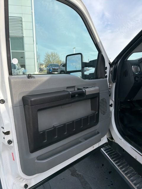 Used 2015 Ford F350 XLT AWD/4WD image 12