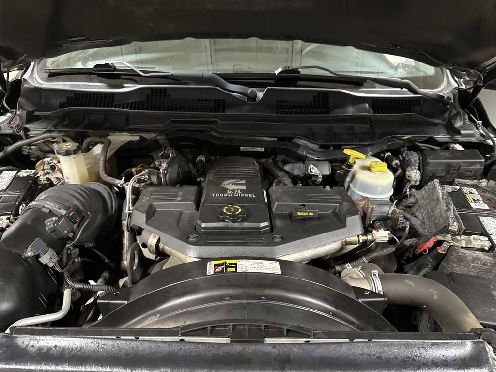Used 2014 RAM 3500 Laramie image 26