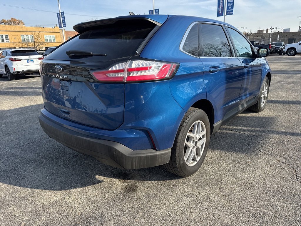 Used 2024 Ford Edge SEL image 7
