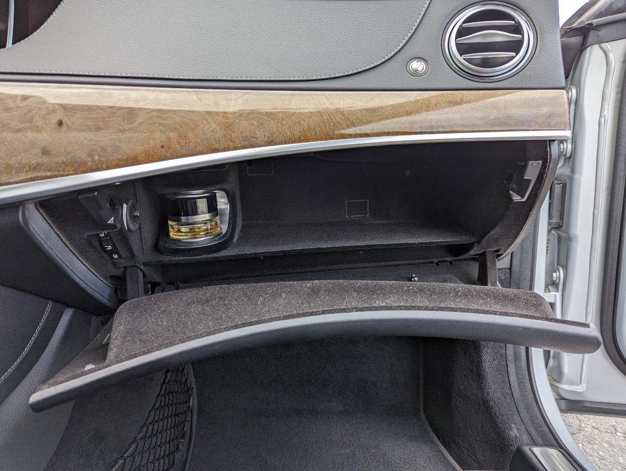 Used 2015 Mercedes-Benz S 550 4MATIC Sedan image 36