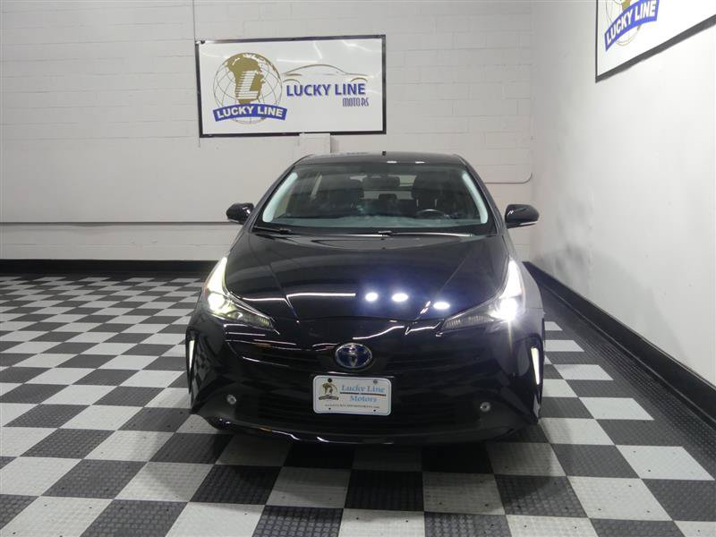 Used 2022 Toyota Prius FWD image 2