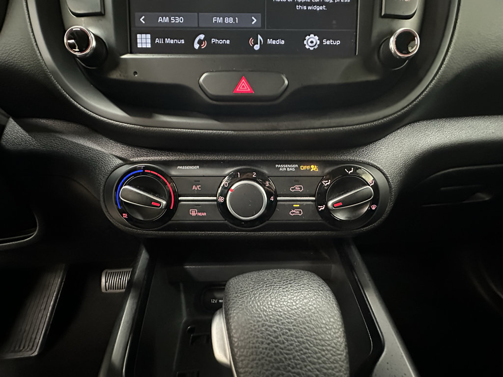 Used 2022 Kia Soul LX FWD image 28