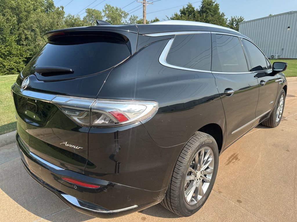Used 2022 Buick Enclave Avenir w/ Avenir Technology Package image 7