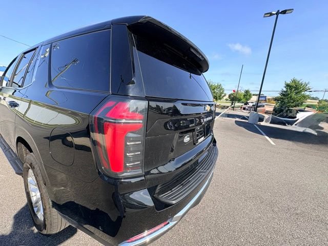 Used 2025 Chevrolet Tahoe LT AWD/4WD image 4