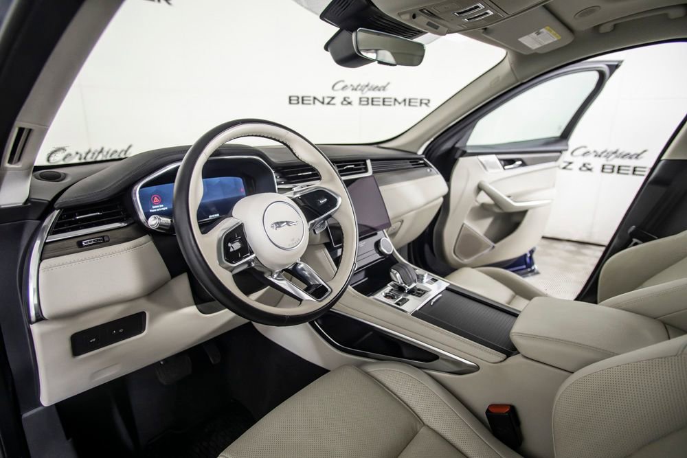 Used 2021 Jaguar F-PACE S image 23