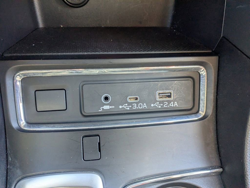 Used 2024 Subaru Ascent Premium w/ Convenience Package image 23