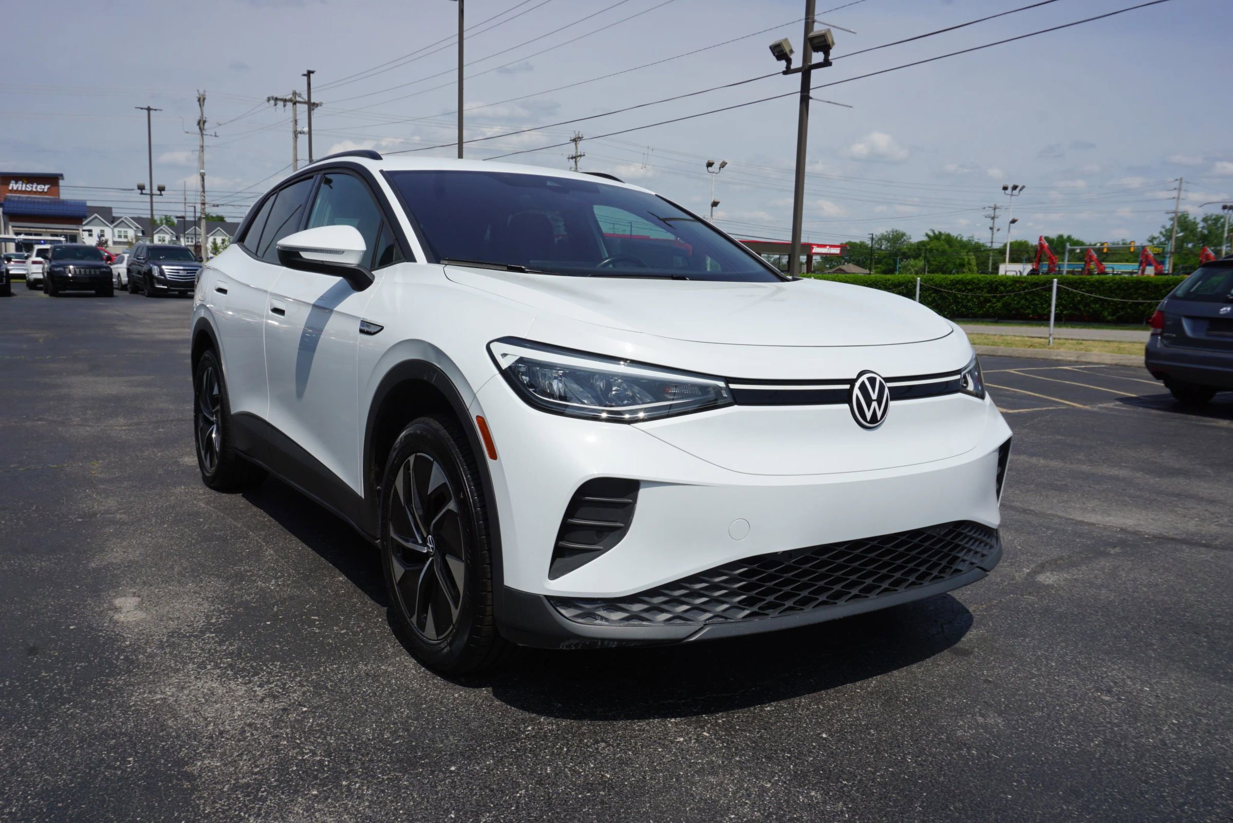 Used 2021 Volkswagen ID.4 Pro AWD/4WD image 3