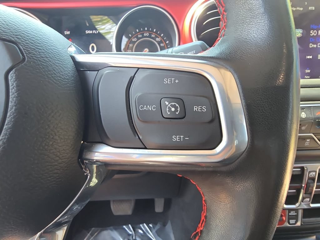 Used 2023 Jeep Gladiator Rubicon w/ LED Lighting Group AWD/4WD image 17