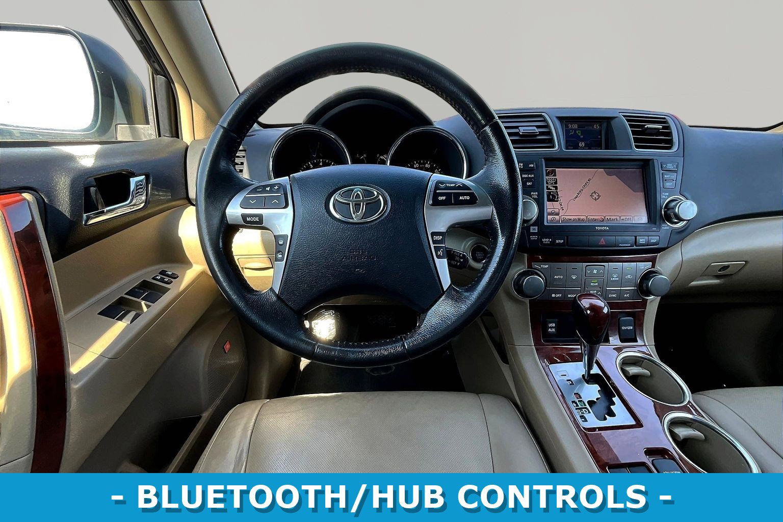 Used 2011 Toyota Highlander Limited w/ Tow Pkg image 8