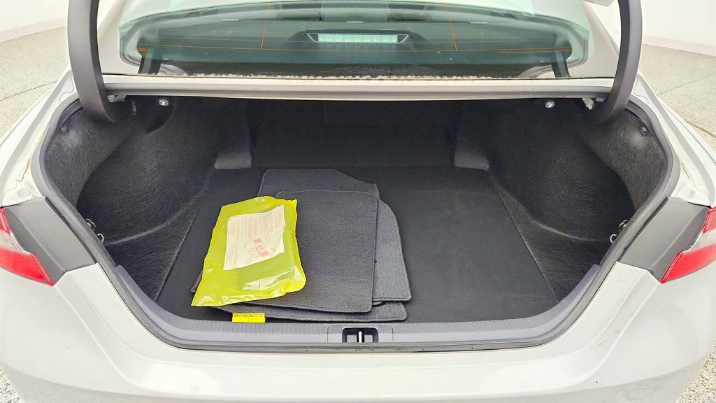 Used 2023 Toyota Camry SE FWD image 20