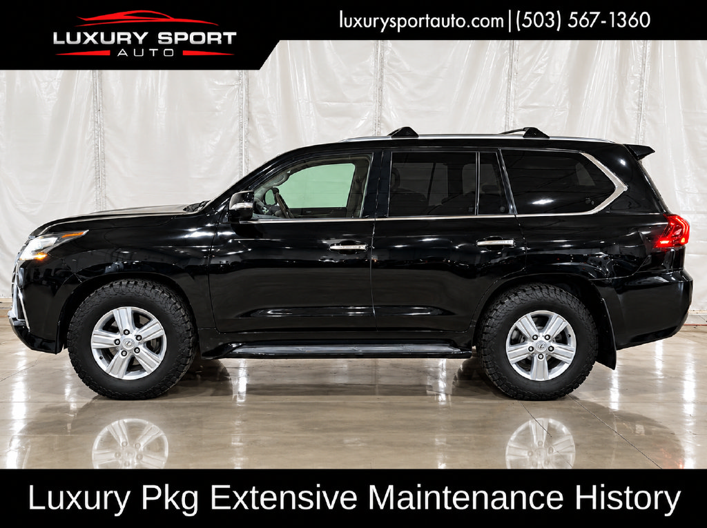 Used 2016 Lexus LX 570 4WD w/ Luxury Package image 2