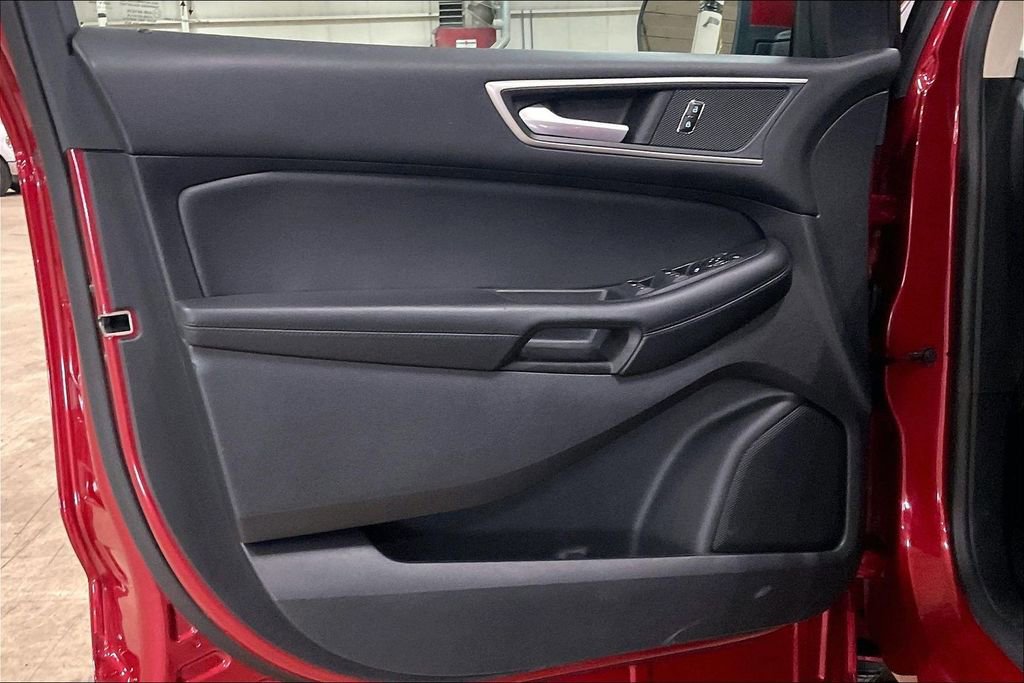 Certified 2021 Ford Edge SEL w/ Convenience Package image 22