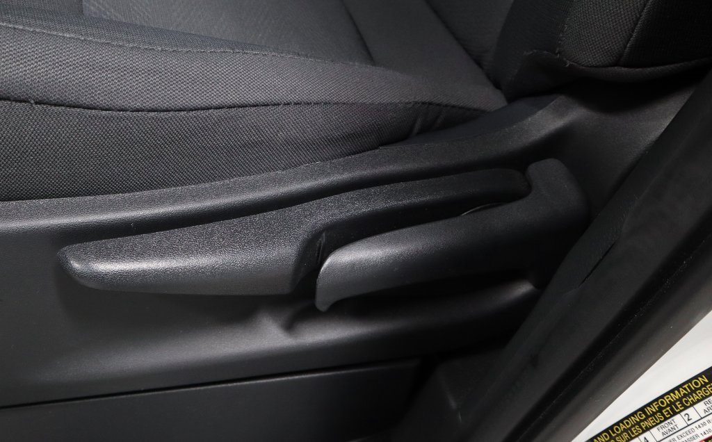 Certified 2025 Nissan Frontier S image 22