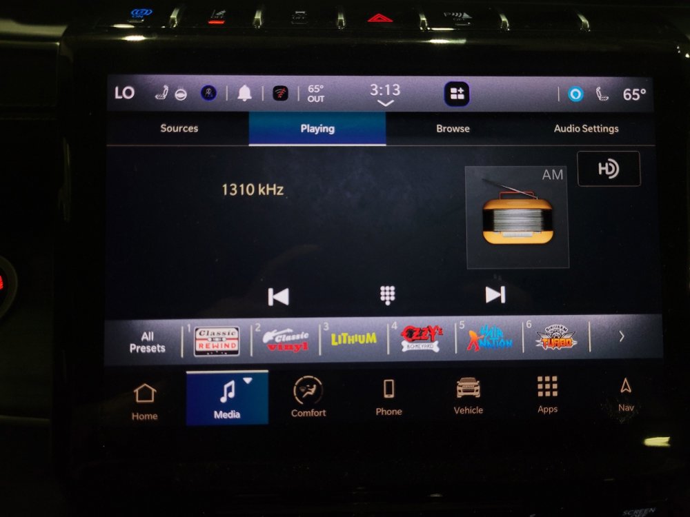 Used 2024 Jeep Grand Cherokee Limited 4xe image 25