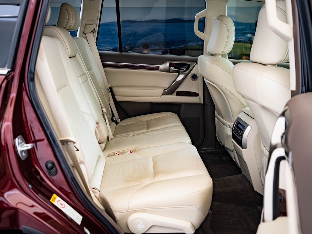 Used 2013 Lexus GX 460 Premium image 34