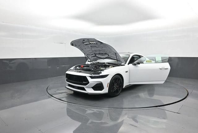 New 2026 Ford Mustang GT w/ GT Performance Package RWD image 34