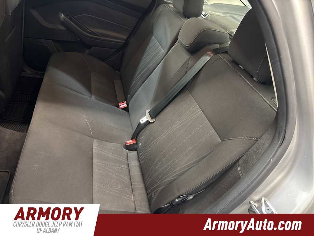 Used 2017 Ford Focus SE w/ Cold Weather Package image 26