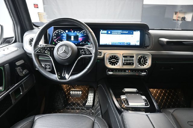Certified 2025 Mercedes-Benz G 550 image 9