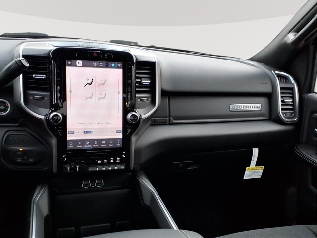 New 2026 RAM 3500 Big Horn AWD/4WD image 13