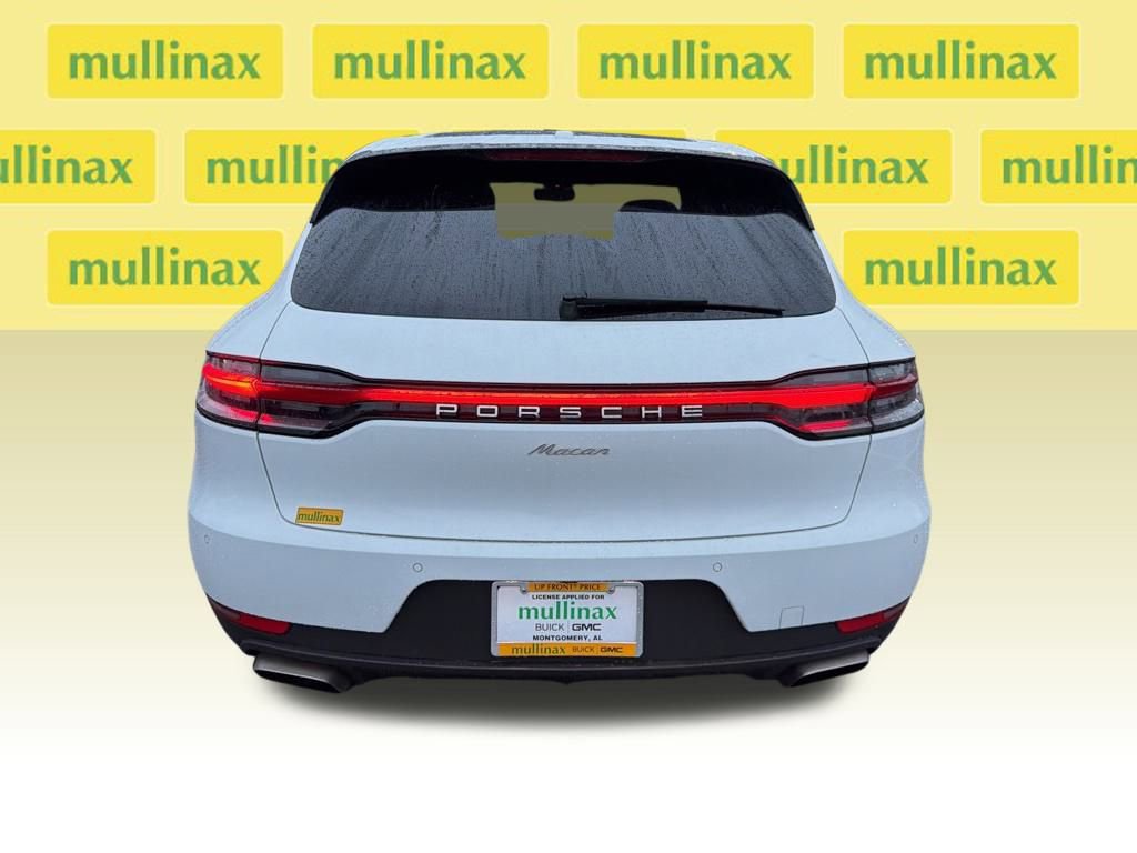 Used 2020 Porsche Macan Base image 4