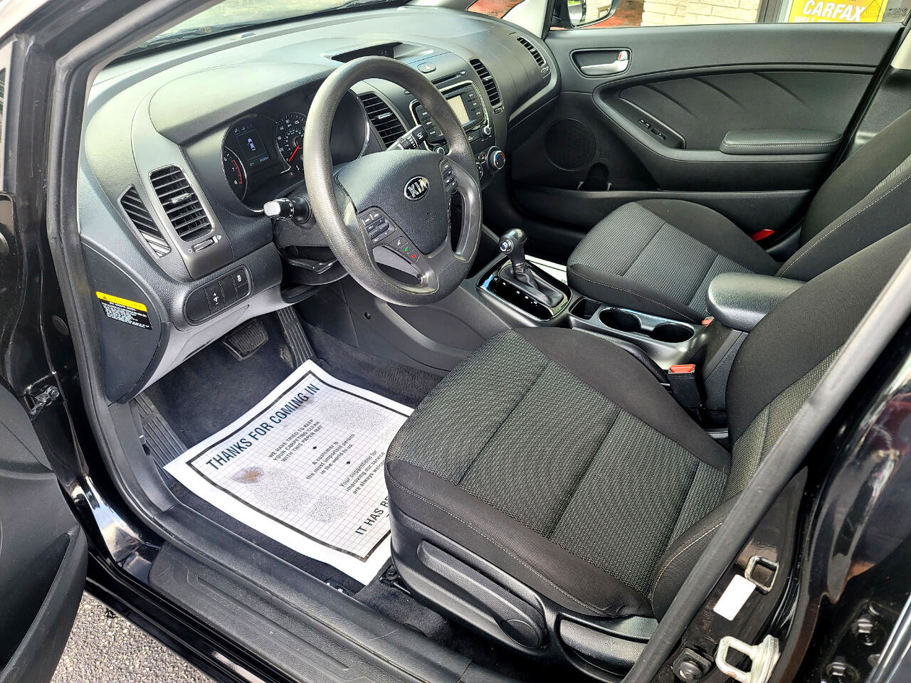 Used 2018 Kia Forte LX w/ LX Rear Camera Package image 8