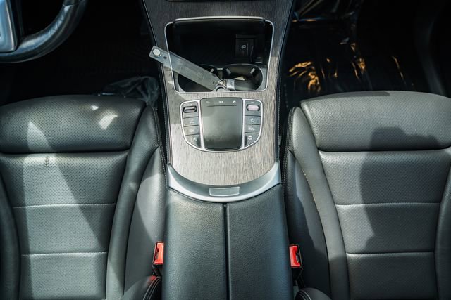 Used 2020 Mercedes-Benz GLC 300 4MATIC image 26