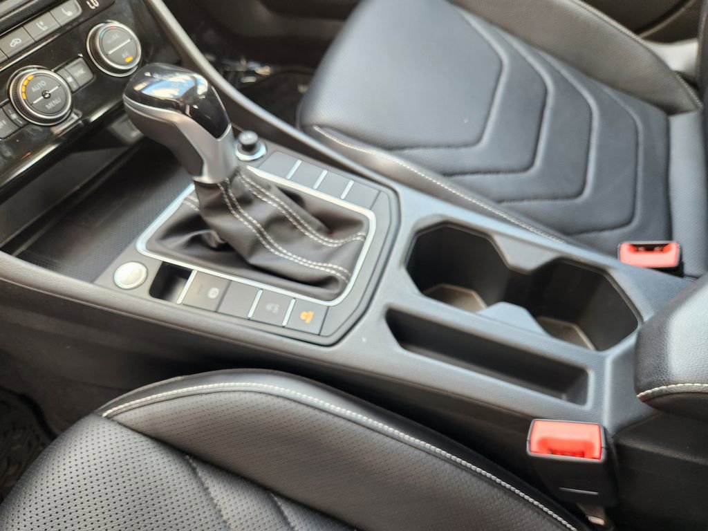 Used 2022 Volkswagen Jetta SEL image 19
