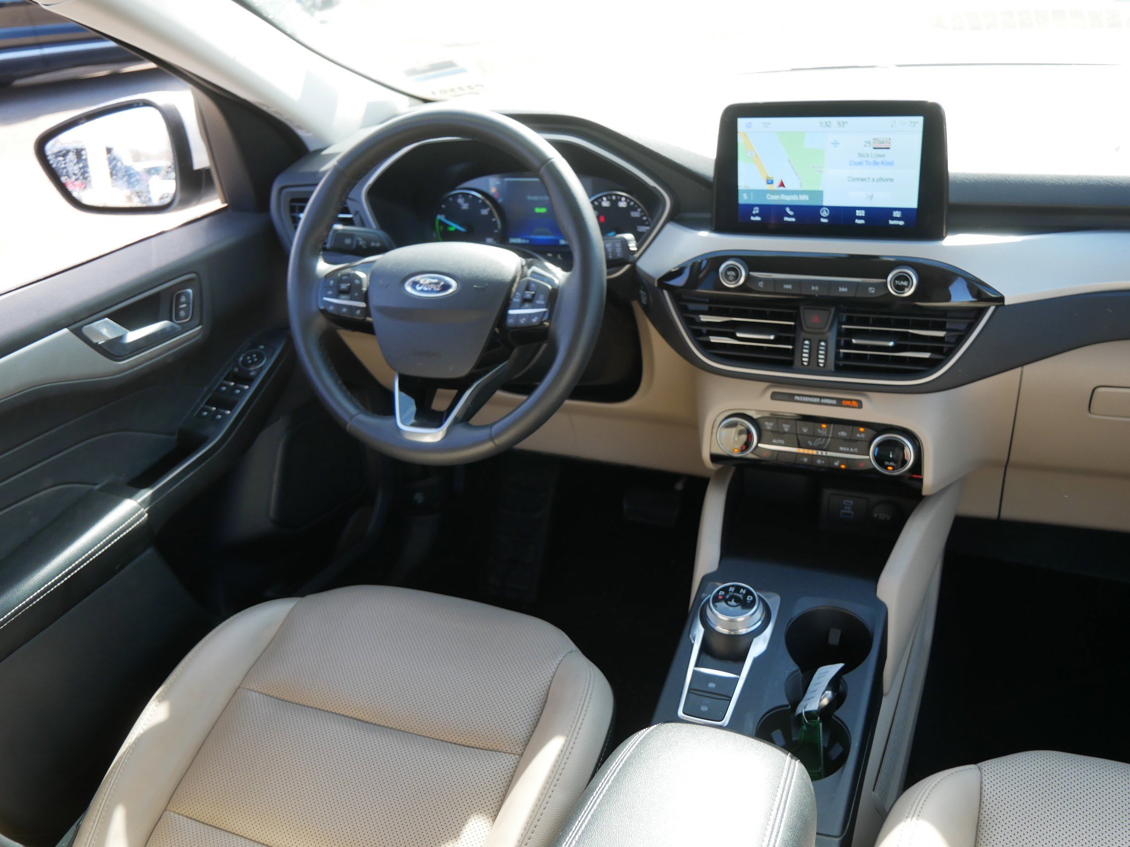 Certified 2022 Ford Escape SEL AWD/4WD image 9
