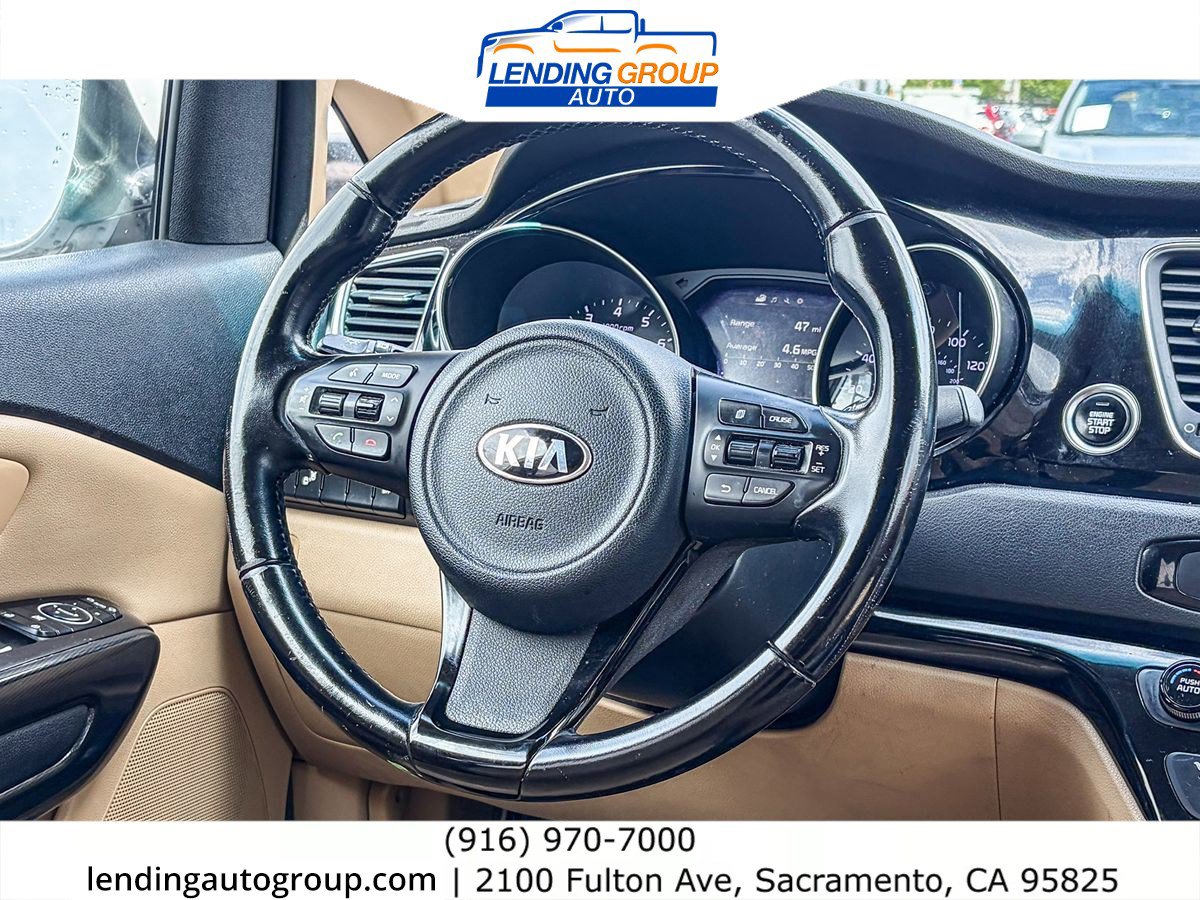 Used 2015 Kia Sedona EX w/ EX Premium Plus Package FWD image 14