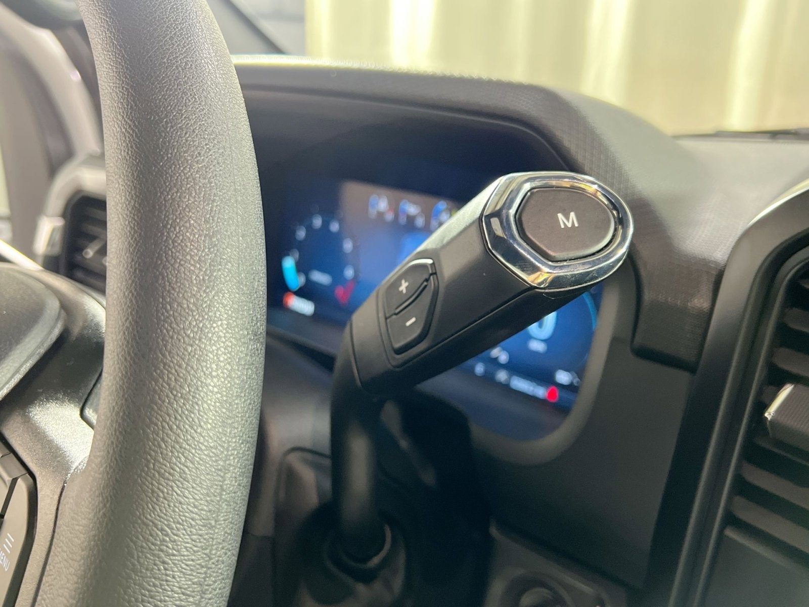 Used 2024 Ford F150 STX image 21