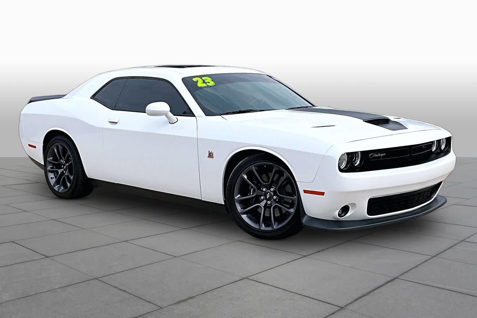 Used 2023 Dodge Challenger R/T Scat Pack w/ Plus Package RWD image 3