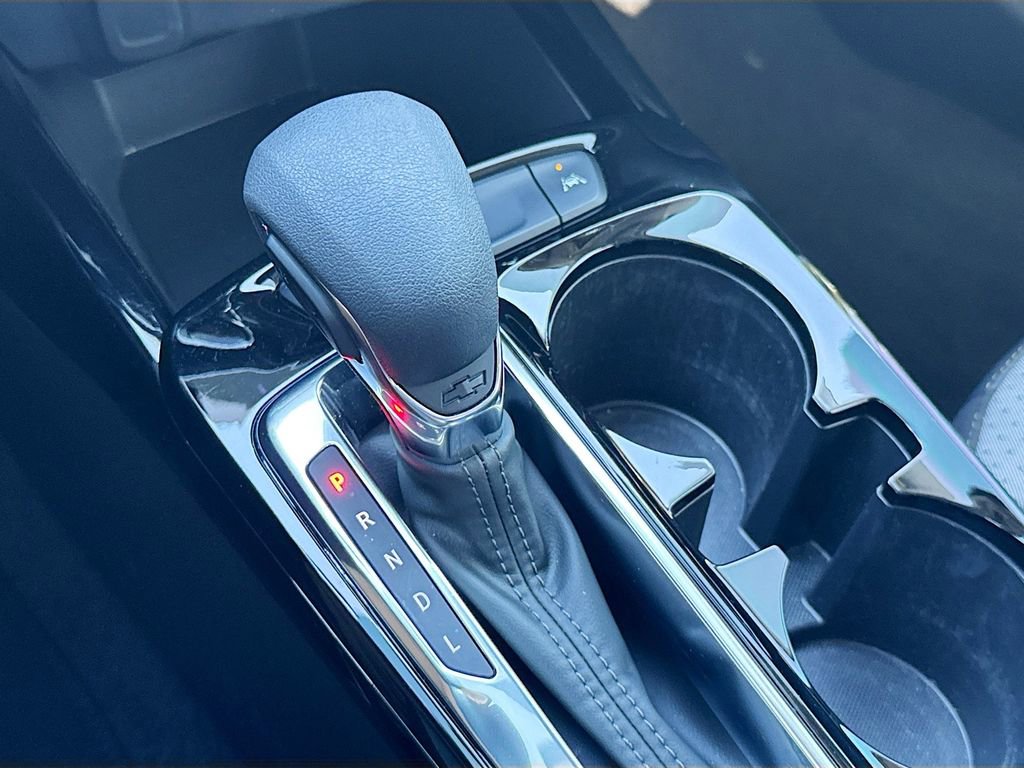 Used 2024 Chevrolet Trax LT w/ Driver Confidence Package image 14