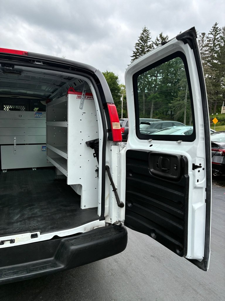 Used 2012 GMC Savana 1500 AWD image 14