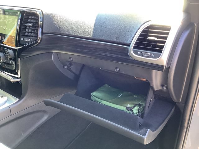 Used 2019 Jeep Grand Cherokee Altitude AWD/4WD image 41