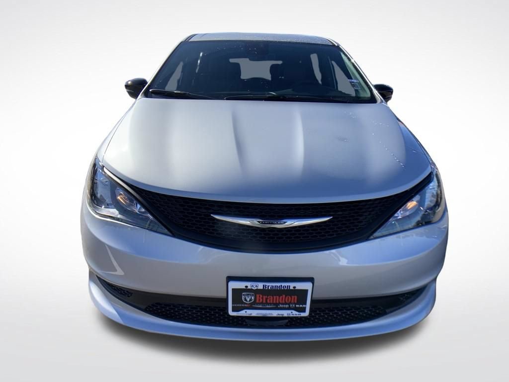 New 2026 Chrysler Voyager LX FWD image 8