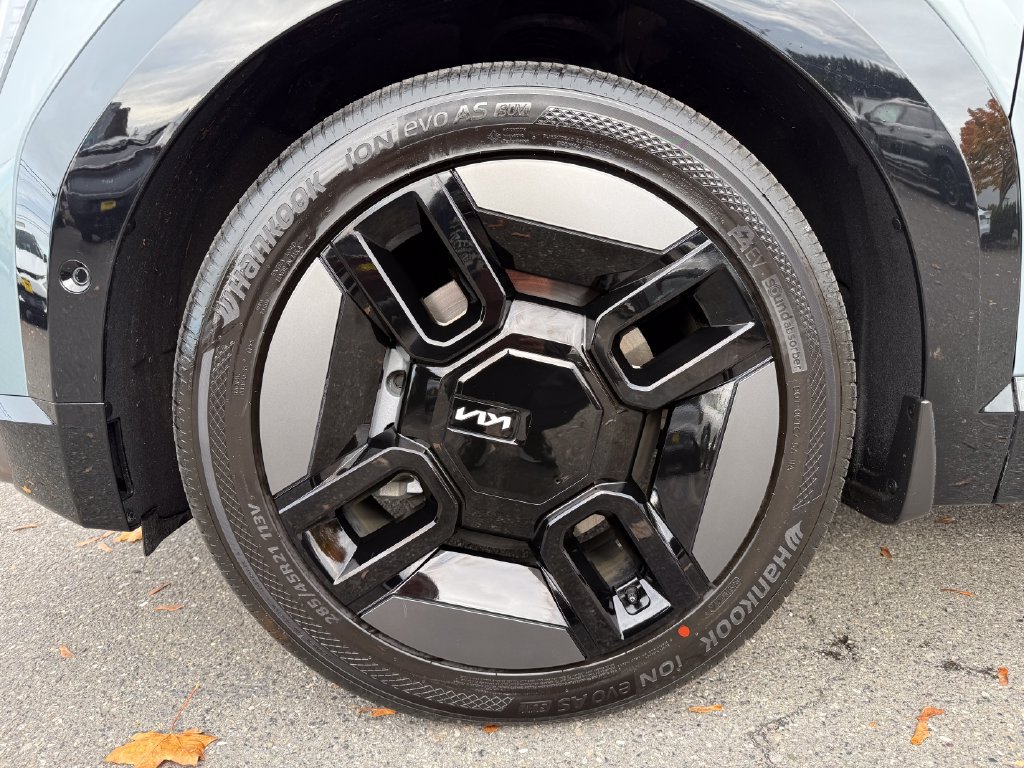 Certified 2024 Kia EV9 GT-Line AWD/4WD image 9