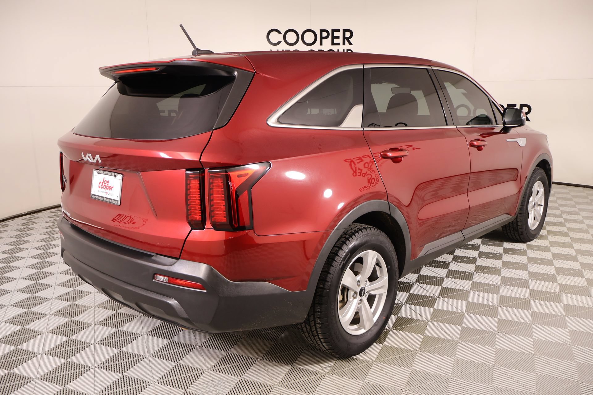 Used 2023 Kia Sorento LX FWD image 20