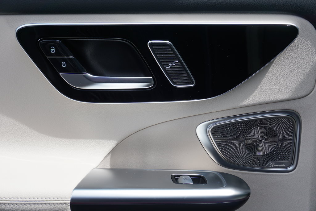 Certified 2025 Mercedes-Benz C 300 4MATIC Sedan image 46