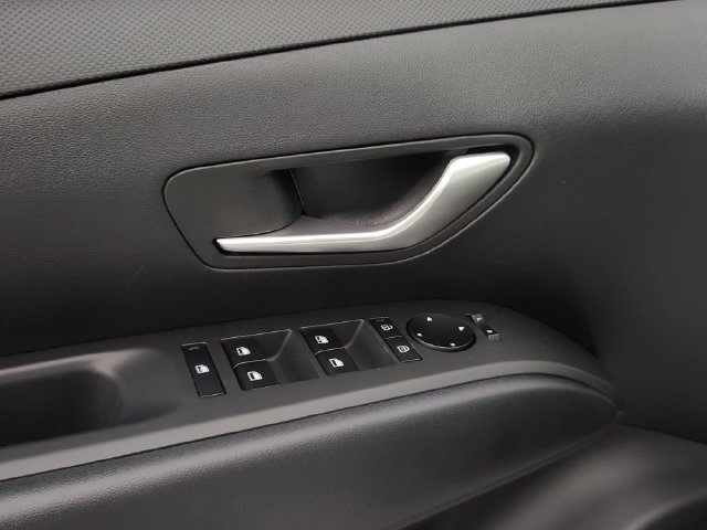 New 2026 Hyundai Tucson Blue SE AWD/4WD image 13