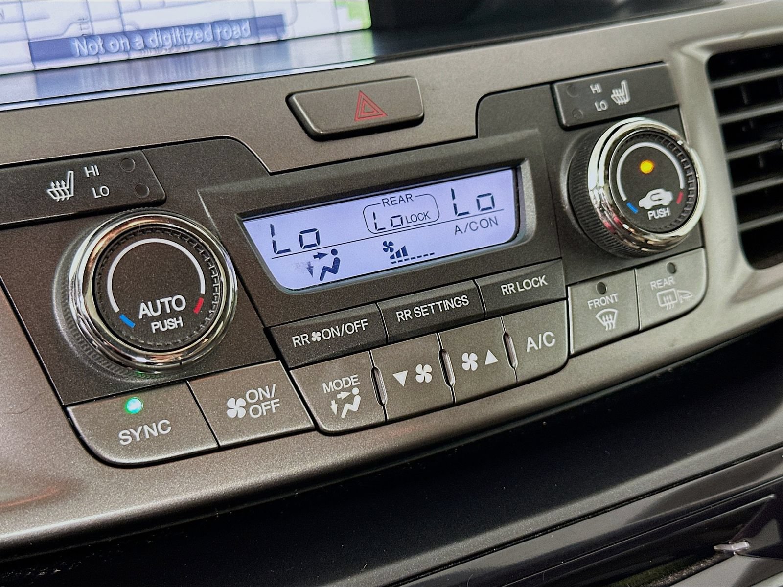 Used 2015 Honda Odyssey EX-L image 16