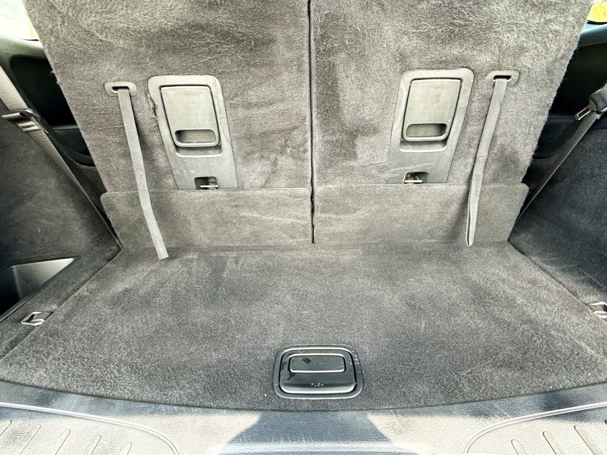 Used 2022 Dodge Durango SXT image 12