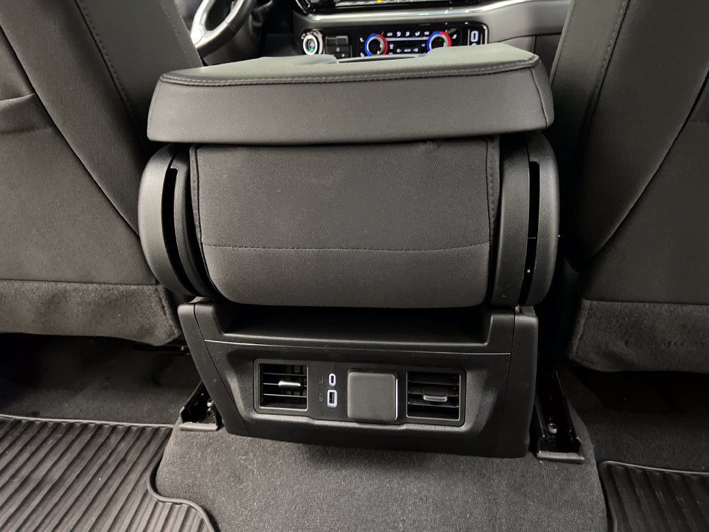 Used 2025 Chevrolet Silverado 1500 LT AWD/4WD image 24